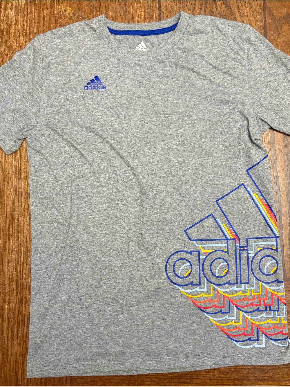 adidas Gray Tee with Blue and Multicolor Logo Men’s size S (Boys 14/16)